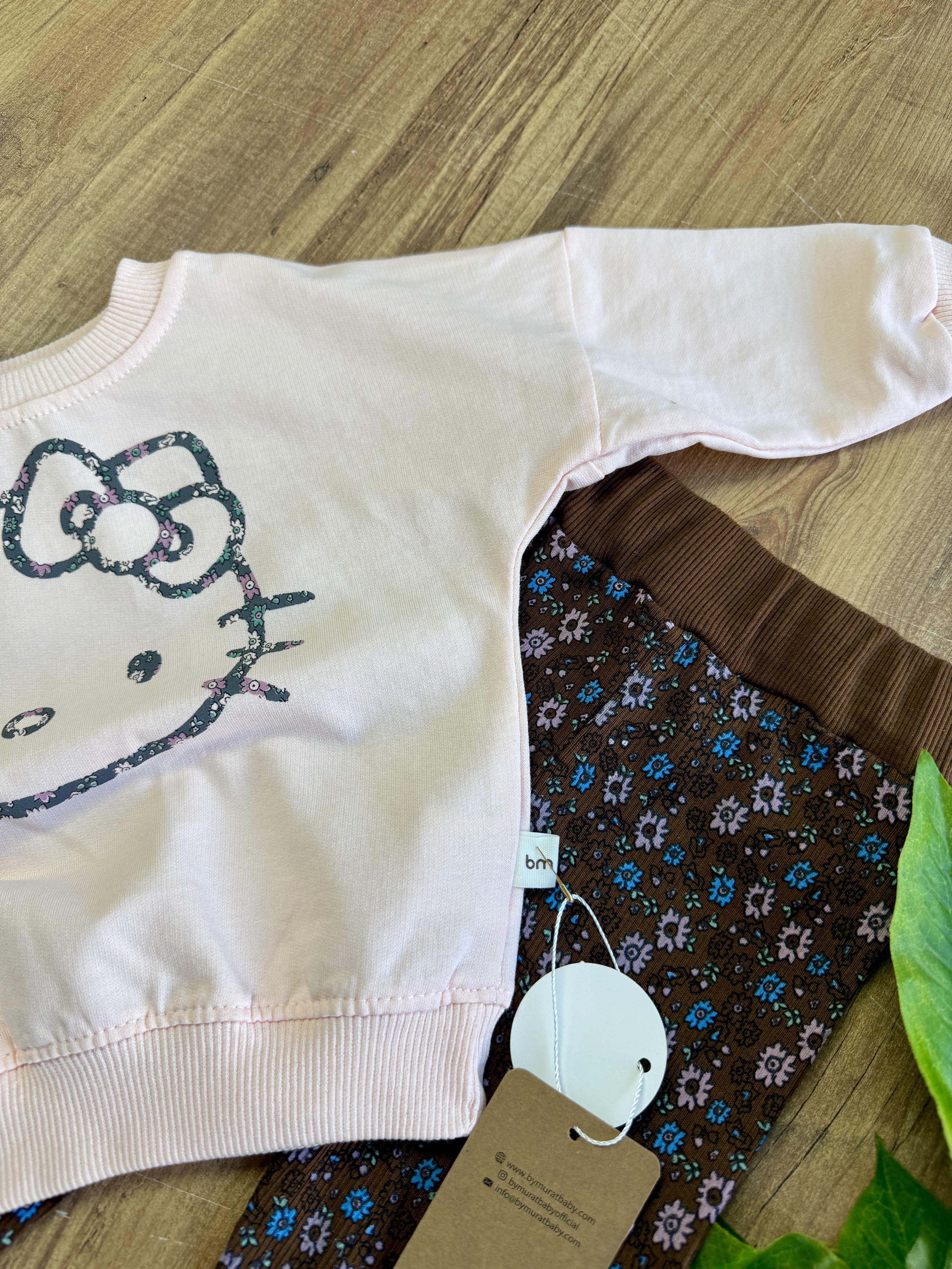 Kity Desenli Kız Bebek ve Çocuk Mevsime Uygun Takımlar